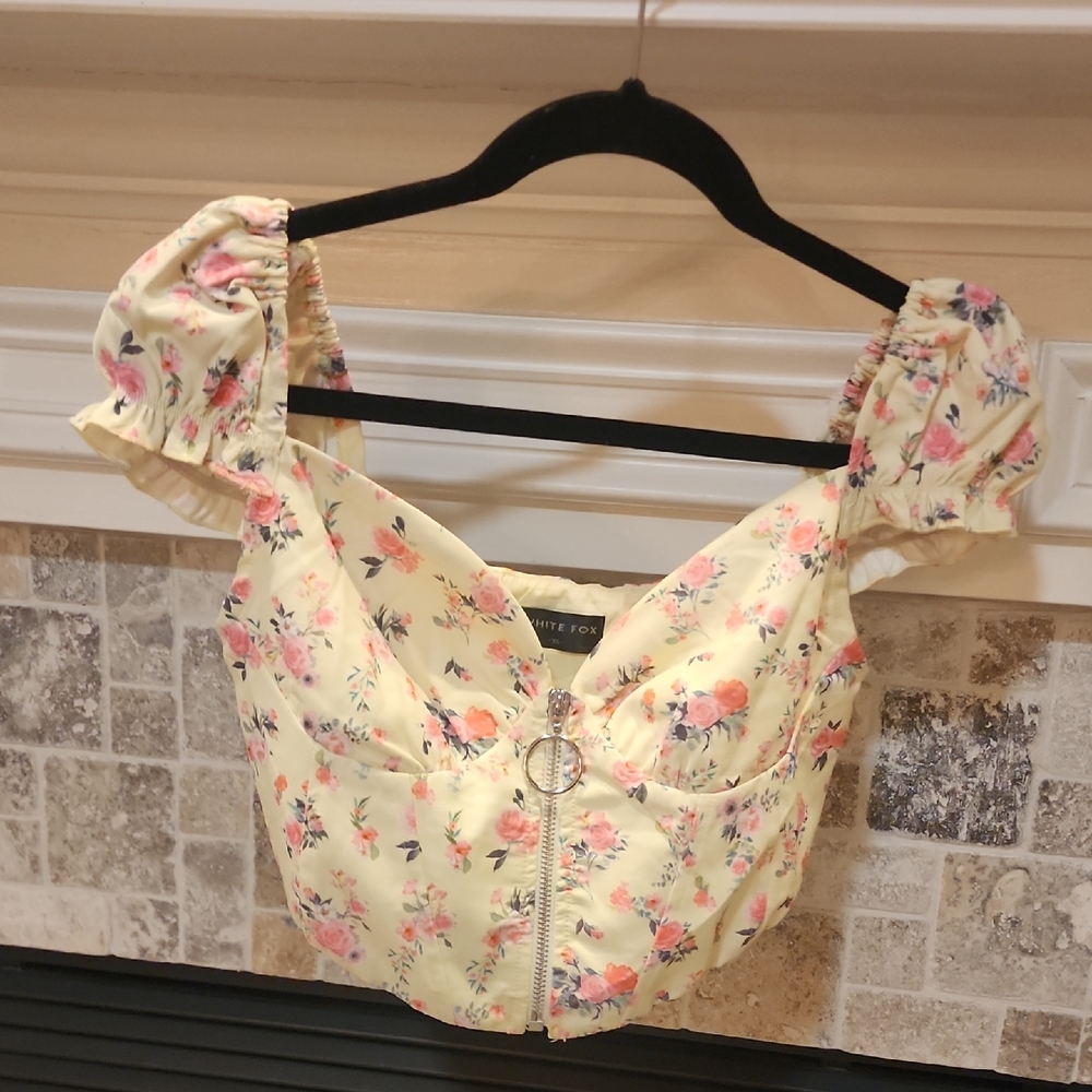 White Fox Boutique Floral Crop Top - Light Yellow and Pink